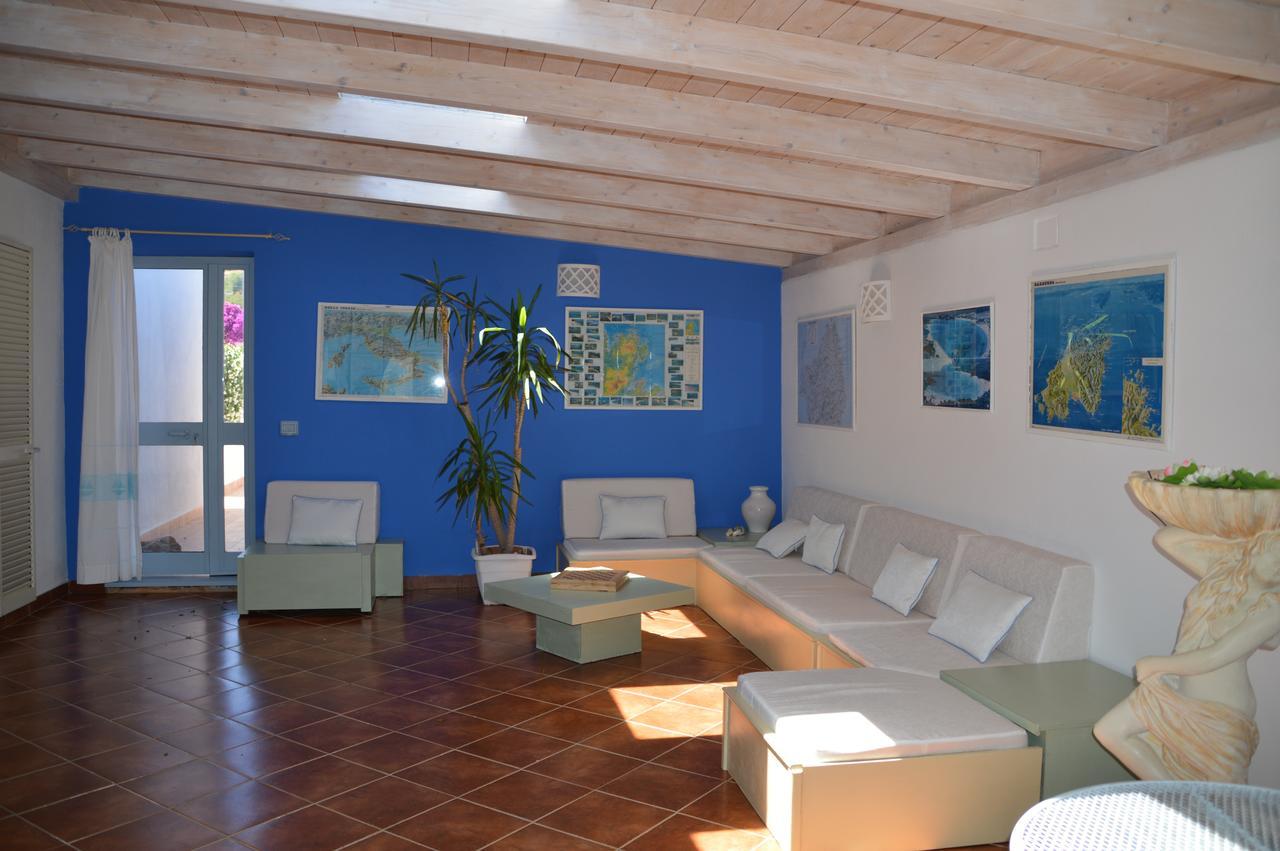 Hotel Il Timone Cugnana Exterior photo