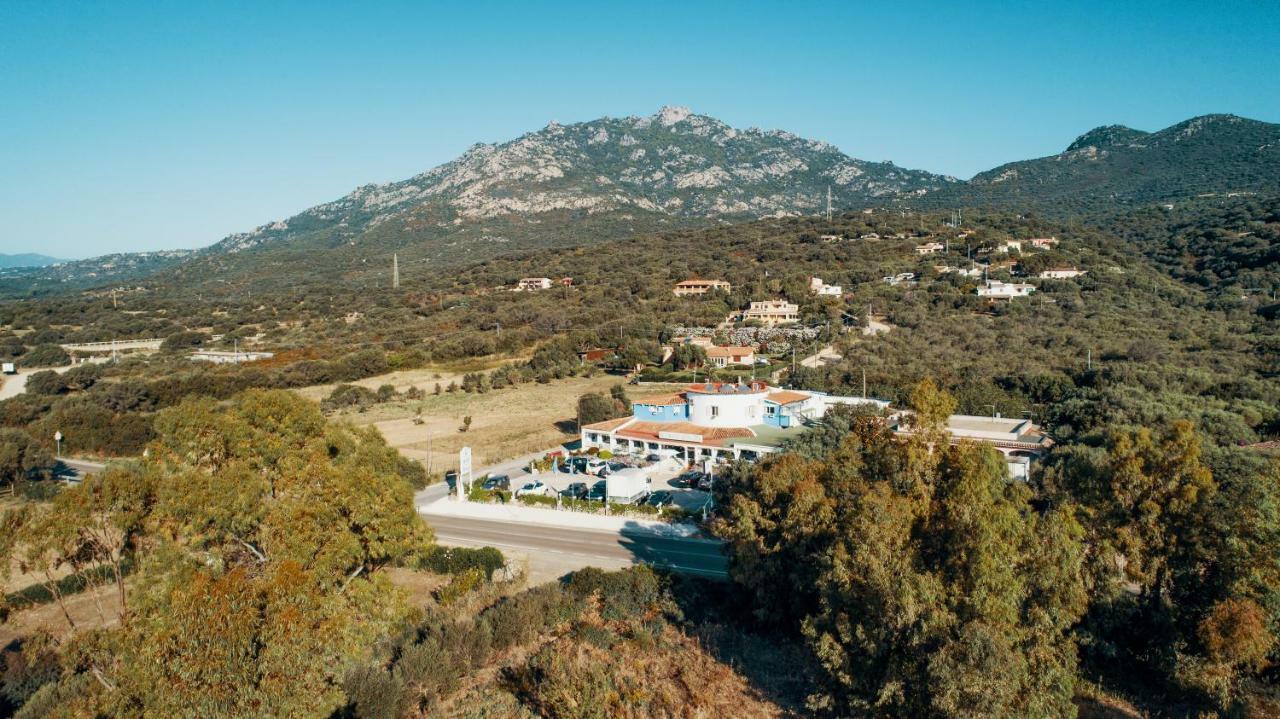 Hotel Il Timone Cugnana Exterior photo
